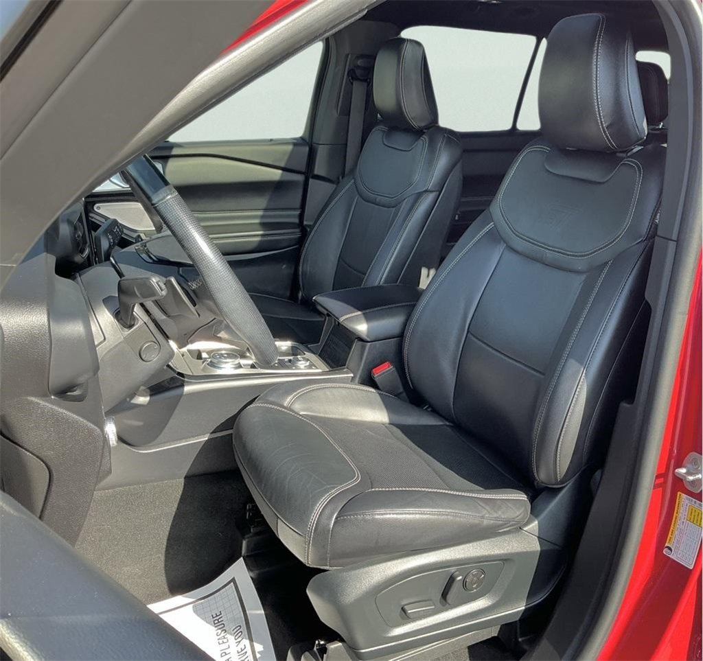 Certified 2021 Ford Explorer ST w/ Equipment Group 401A image 33