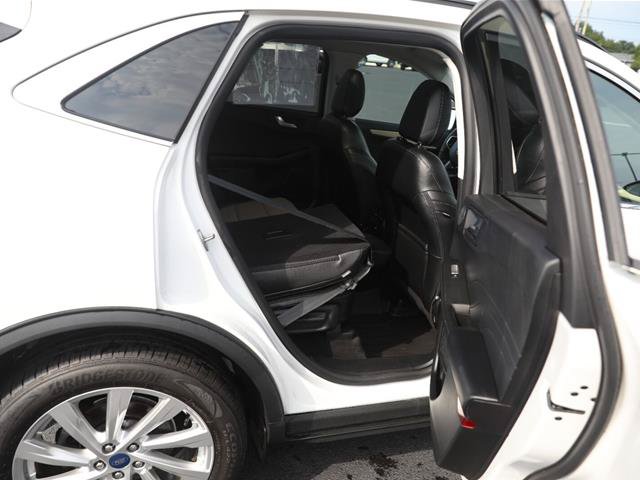Certified 2022 Ford Escape Titanium w/ Titanium Elite Package AWD/4WD image 32