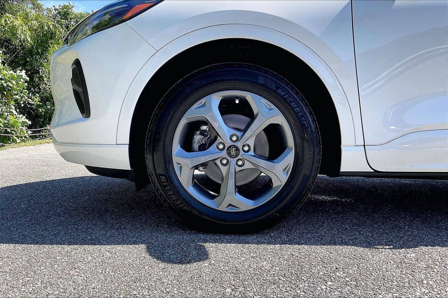Certified 2024 Ford Escape ST-Line AWD/4WD image 9