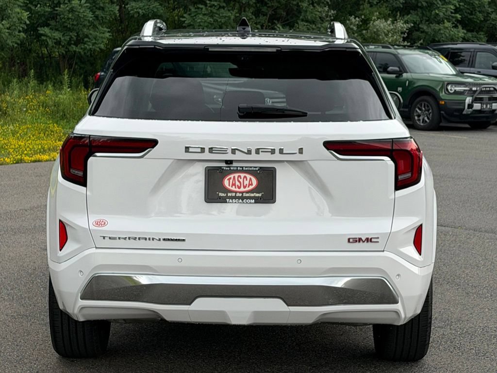 Used 2026 GMC Terrain Denali AWD/4WD image 26
