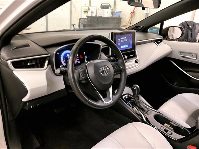 Used 2024 Toyota Corolla XSE FWD image 12