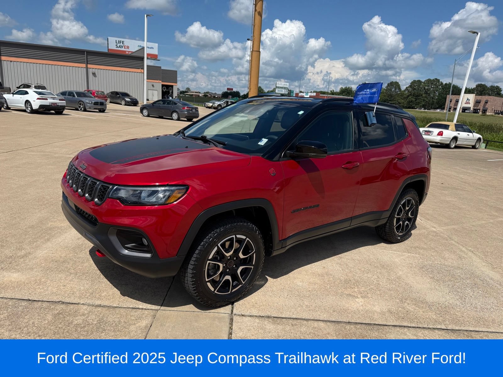 Used 2025 Jeep Compass Trailhawk