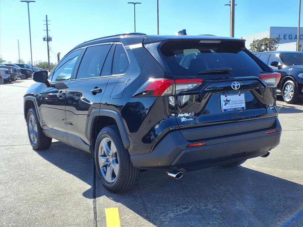 Used 2024 Toyota RAV4 XLE image 4