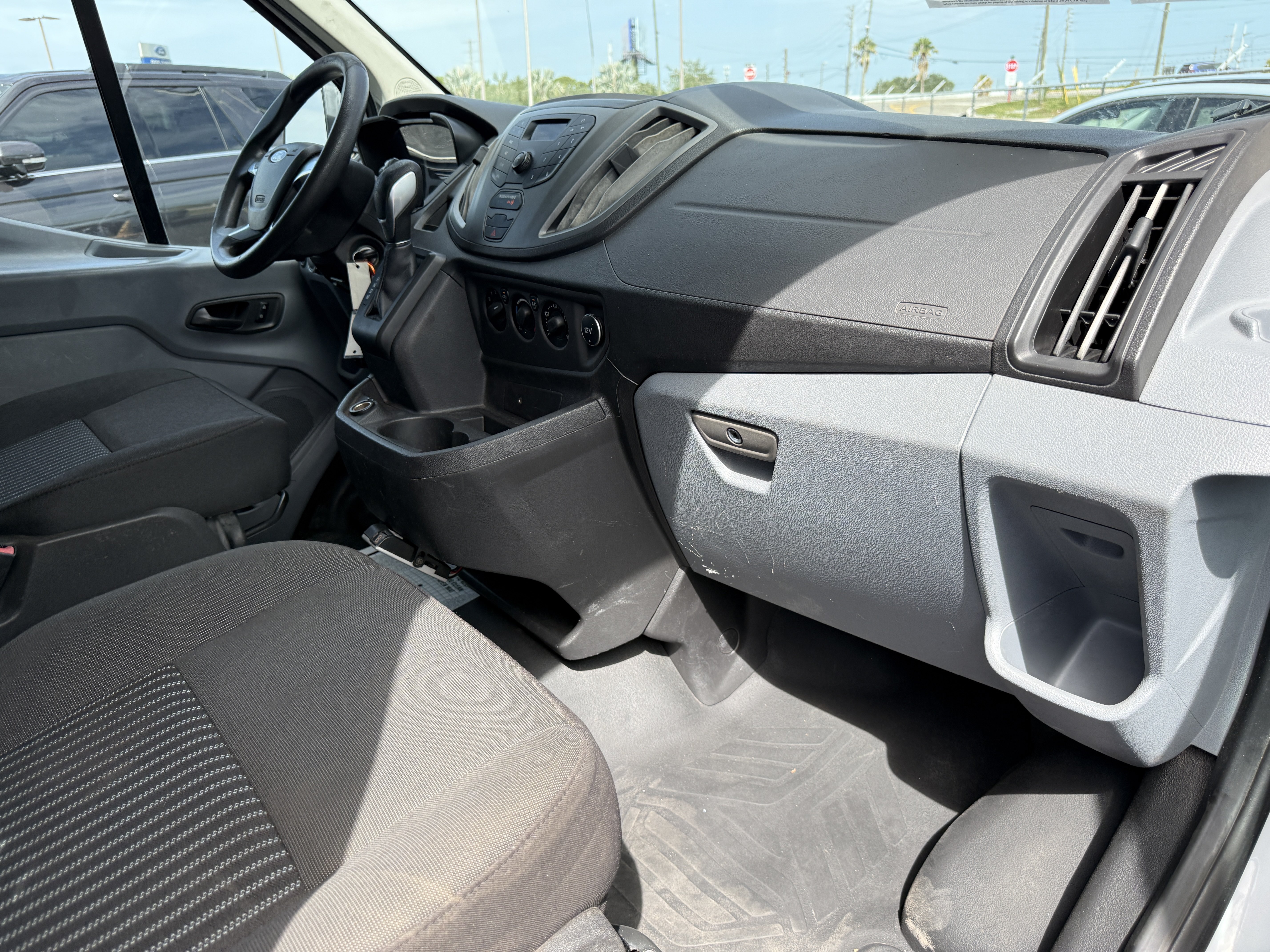 Certified 2019 Ford Transit 250 130 Low Roof w/ Exterior Upgrade Package RWD image 10