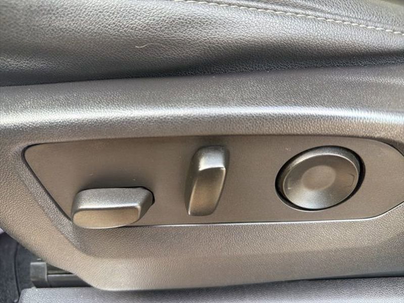 Used 2023 Chevrolet Silverado 1500 LT Trail Boss w/ Convenience Package II image 12