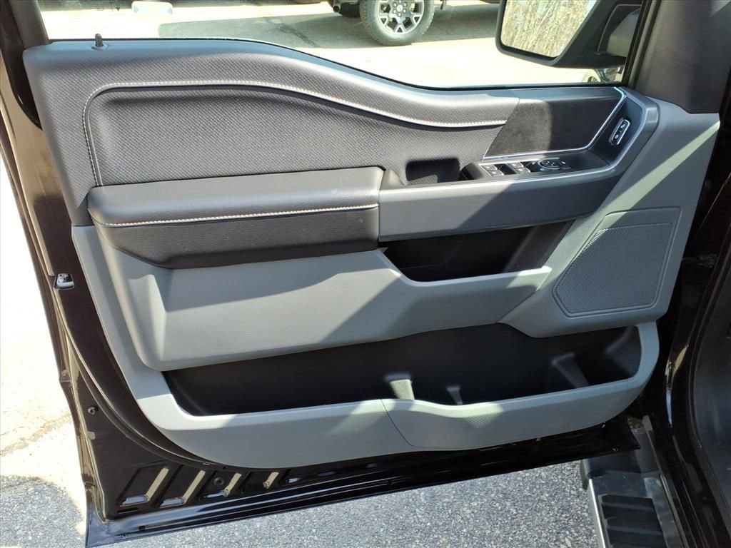 Certified 2025 Ford F150 XLT w/ Equipment Group 301A Standard image 19