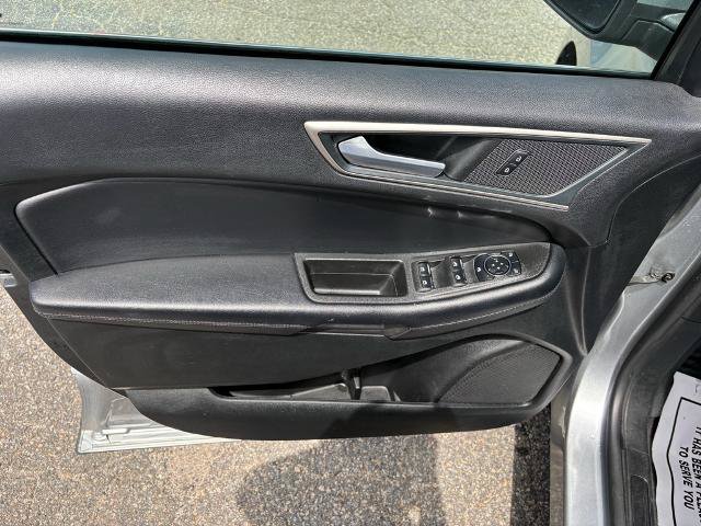 Certified 2024 Ford Edge SEL AWD/4WD image 9