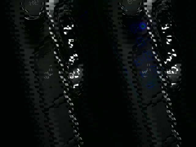 Used 2023 Hyundai Kona Limited image 26