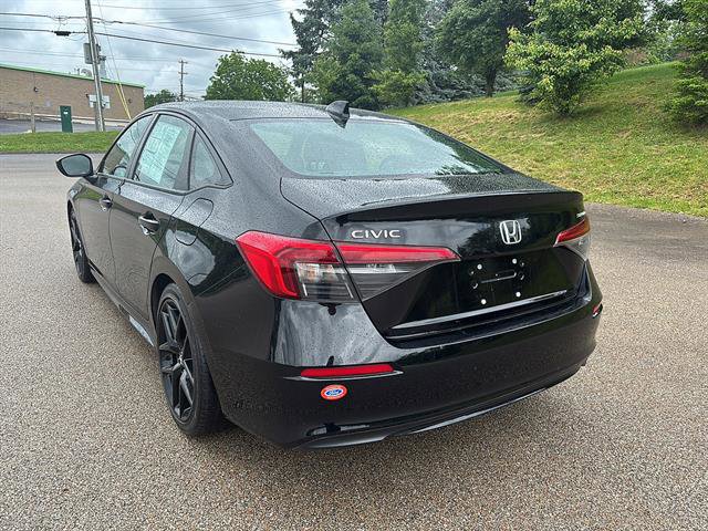Used 2023 Honda Civic Sport image 2