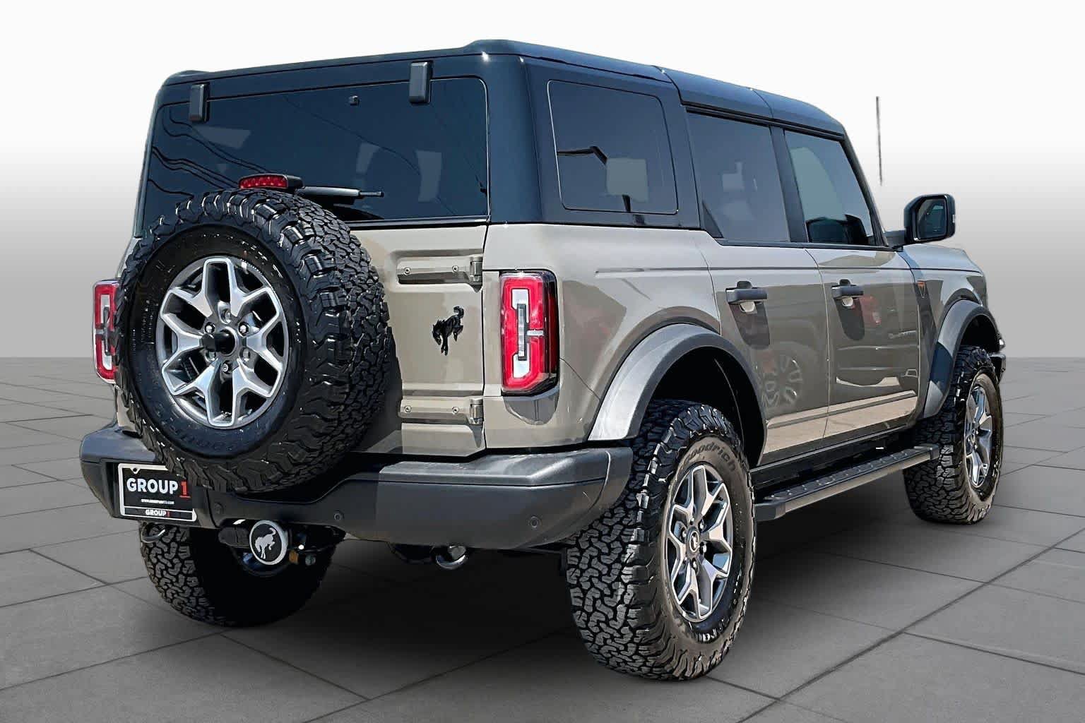 Certified 2025 Ford Bronco Badlands AWD/4WD image 13