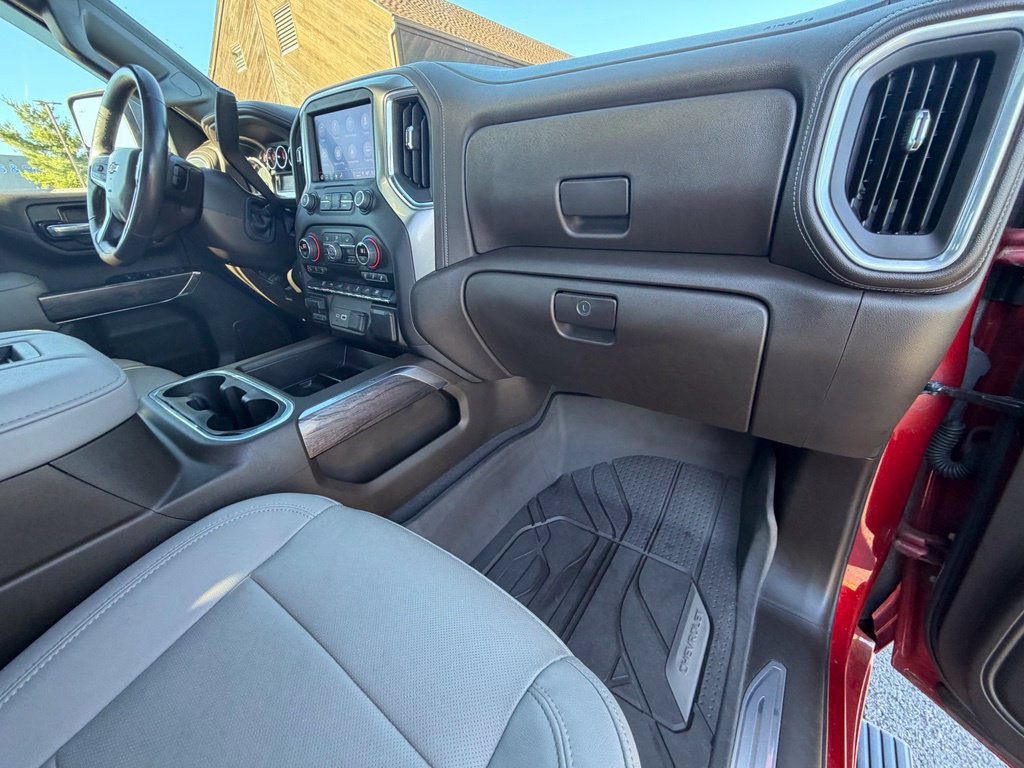Used 2022 Chevrolet Silverado 3500 LTZ w/ LTZ Plus Package AWD/4WD image 41