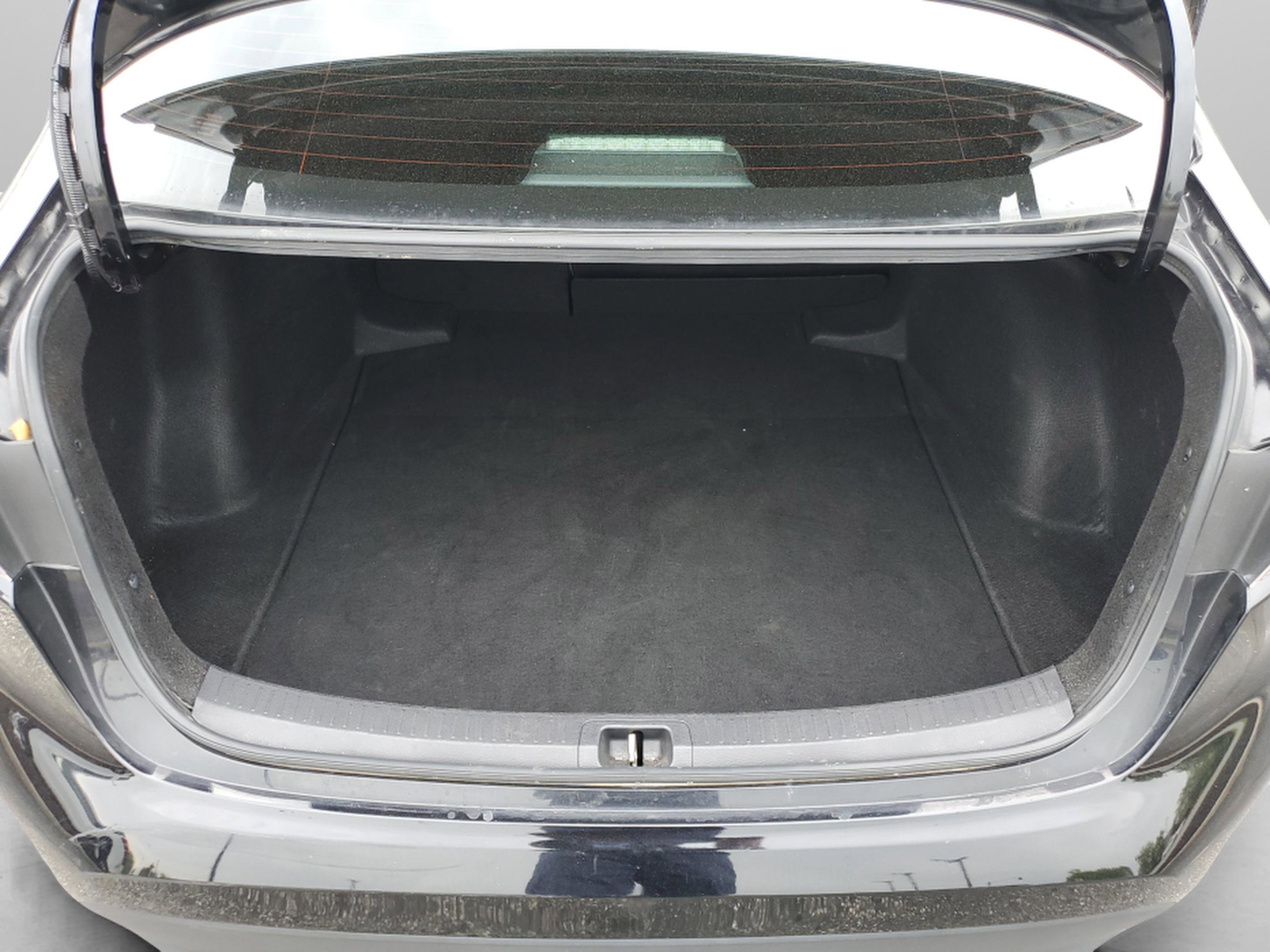 Used 2024 Toyota Corolla LE FWD image 7