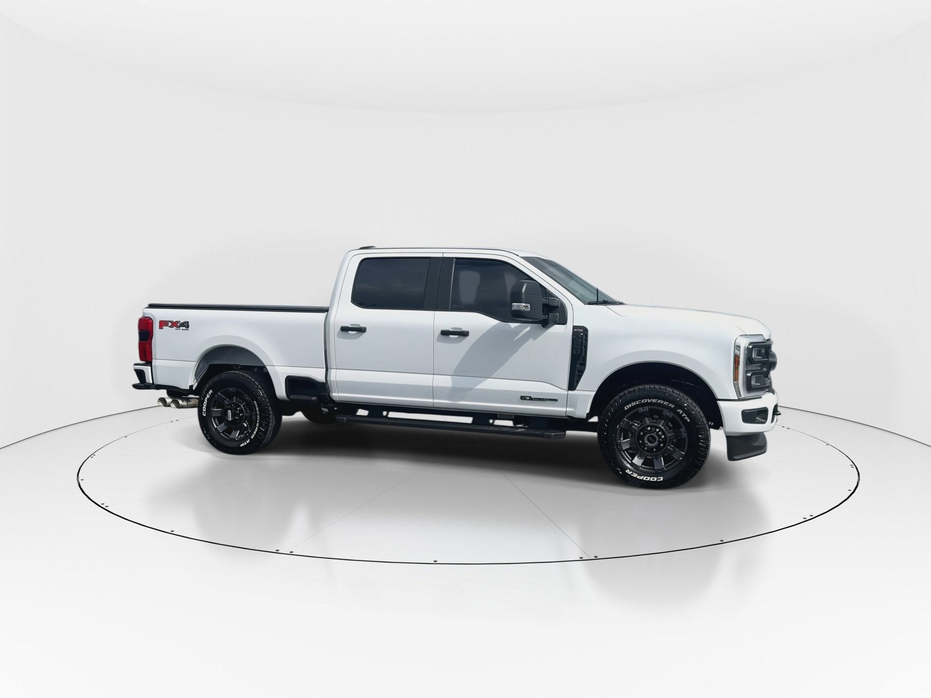 Certified 2025 Ford F250 XL w/ STX Appearance Package image 3