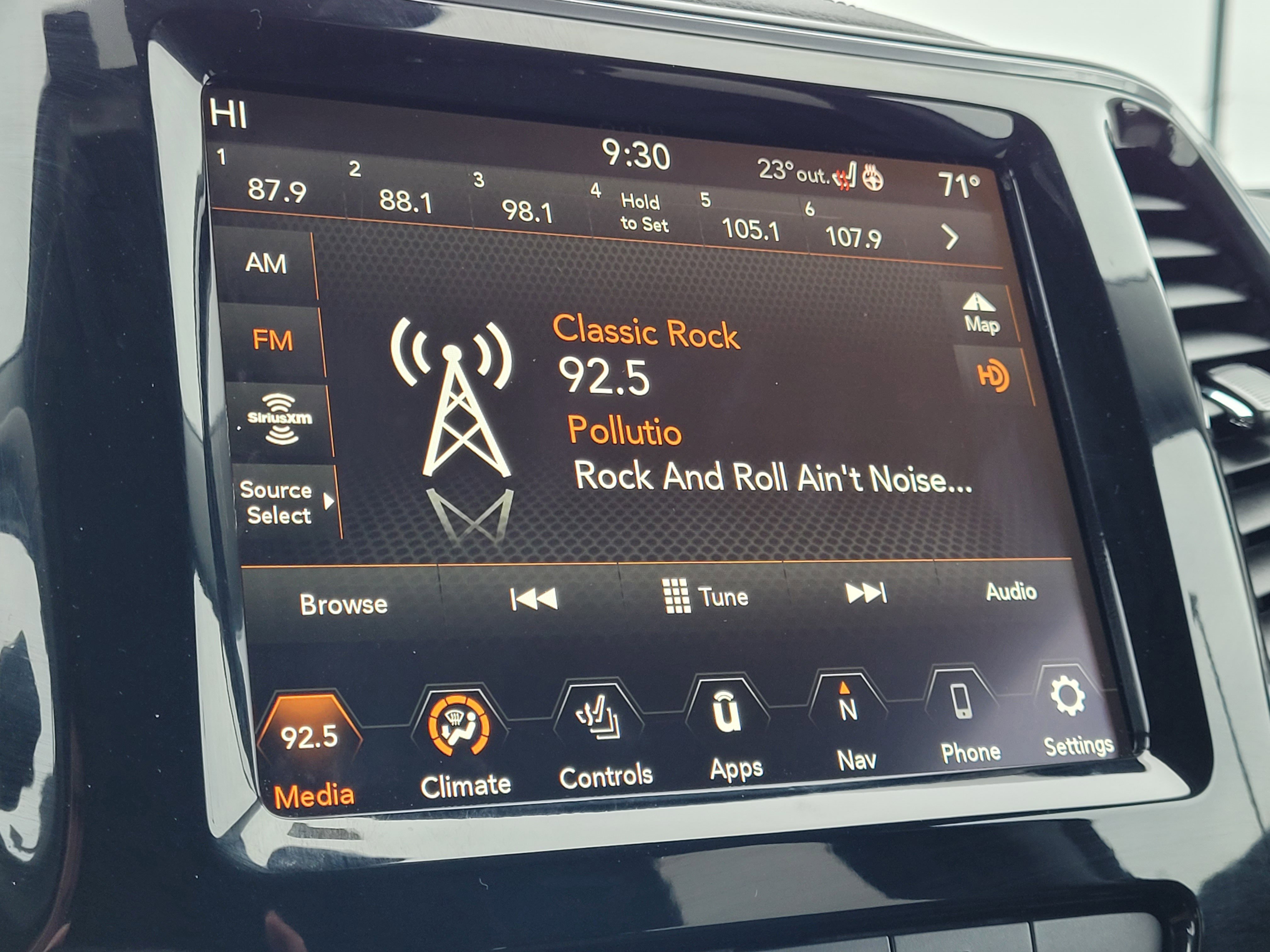 Used 2022 Jeep Cherokee Limited w/ Elite Package image 22