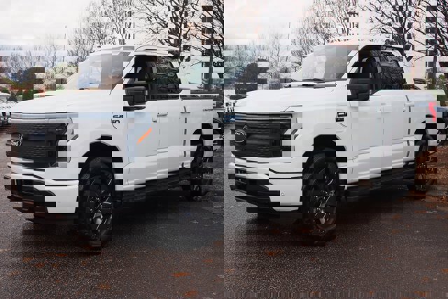 Certified 2025 Ford F150 Lightning Flash image 3
