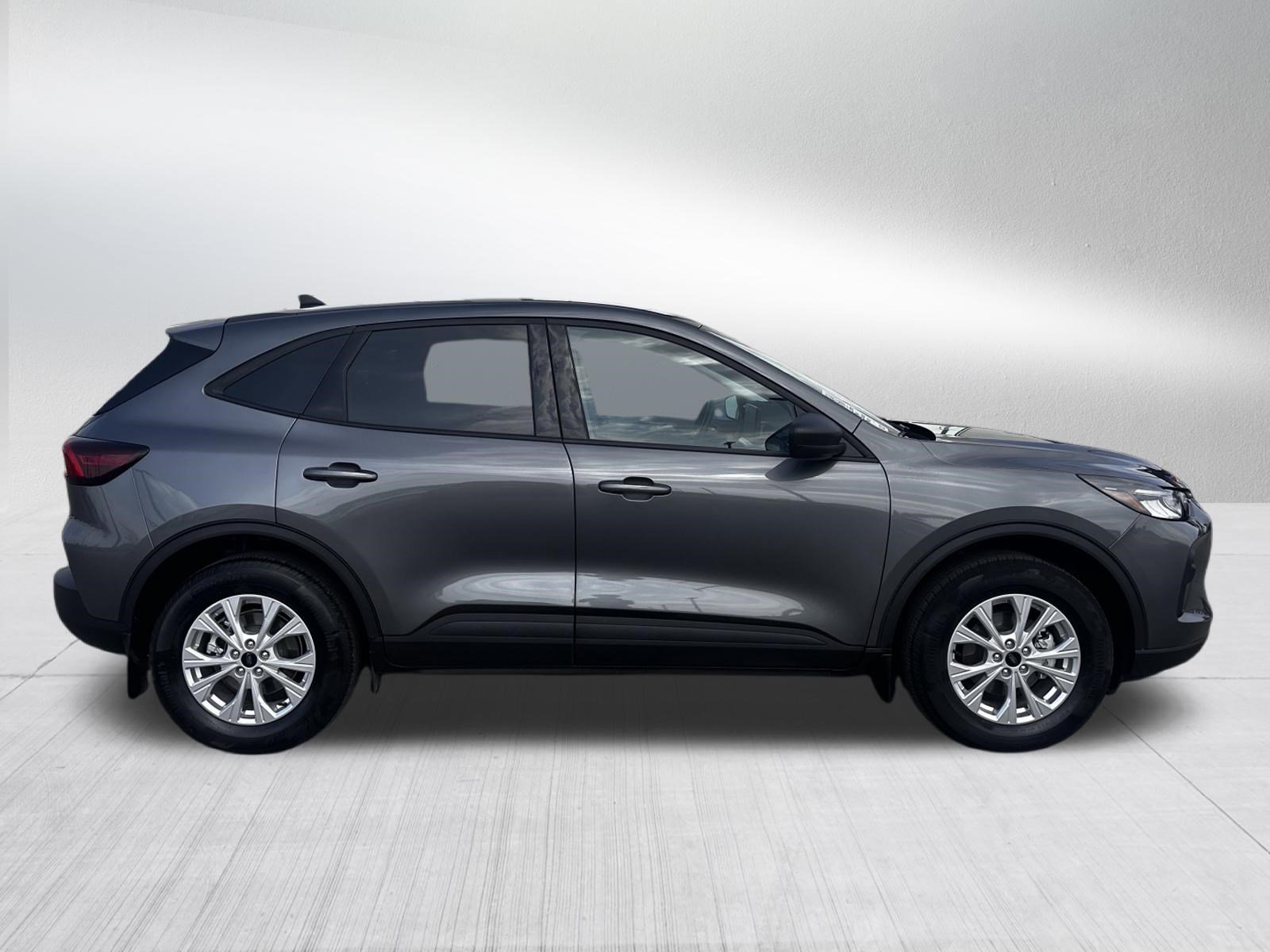 Certified 2025 Ford Escape Active w/ Tech Pack #1 AWD/4WD image 8