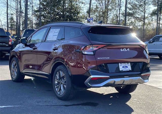 Used 2024 Kia Sportage SX image 3
