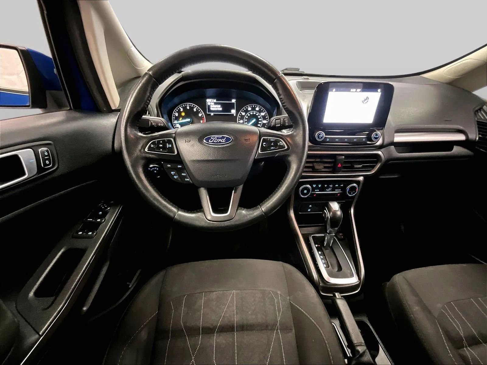 Certified 2019 Ford EcoSport SE image 5