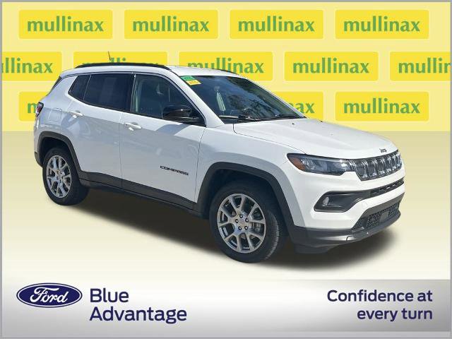 Used 2022 Jeep Compass Latitude image 5