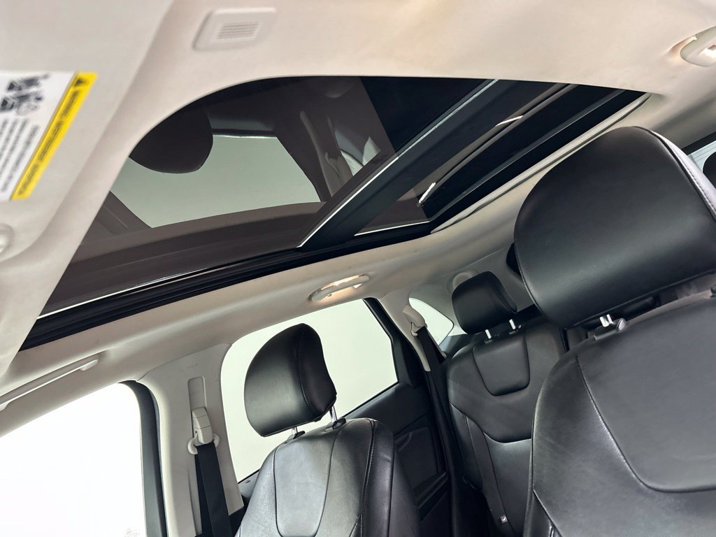 Certified 2019 Ford Edge Titanium w/ Equipment Group 301A AWD/4WD image 22