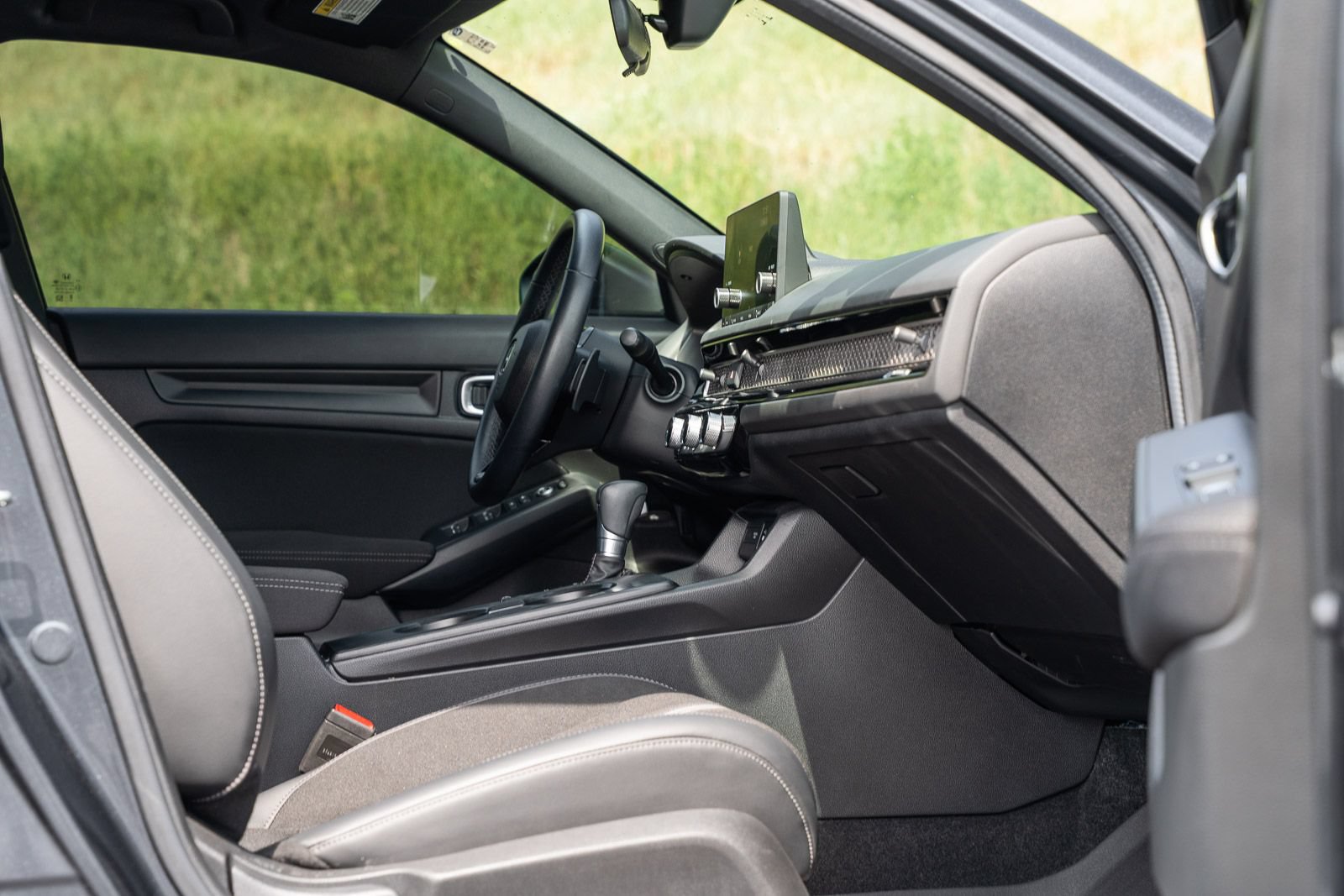 Used 2025 Honda Civic Sport image 13