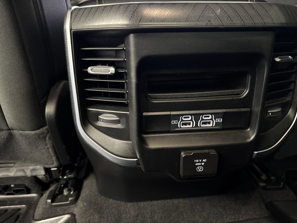 Used 2025 RAM 1500 Big Horn AWD/4WD image 43