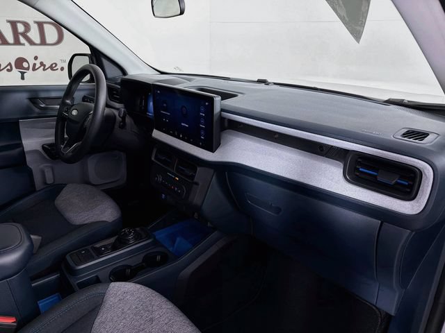 Certified 2025 Ford Maverick XLT FWD image 33