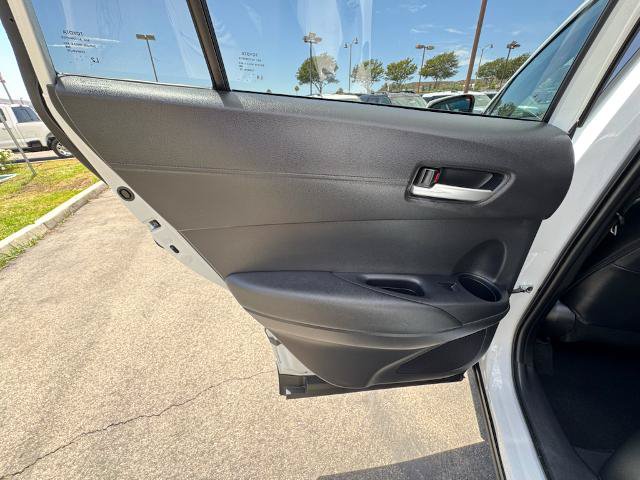 Used 2023 Toyota Corolla Cross XLE w/ Convenience Package FWD image 21
