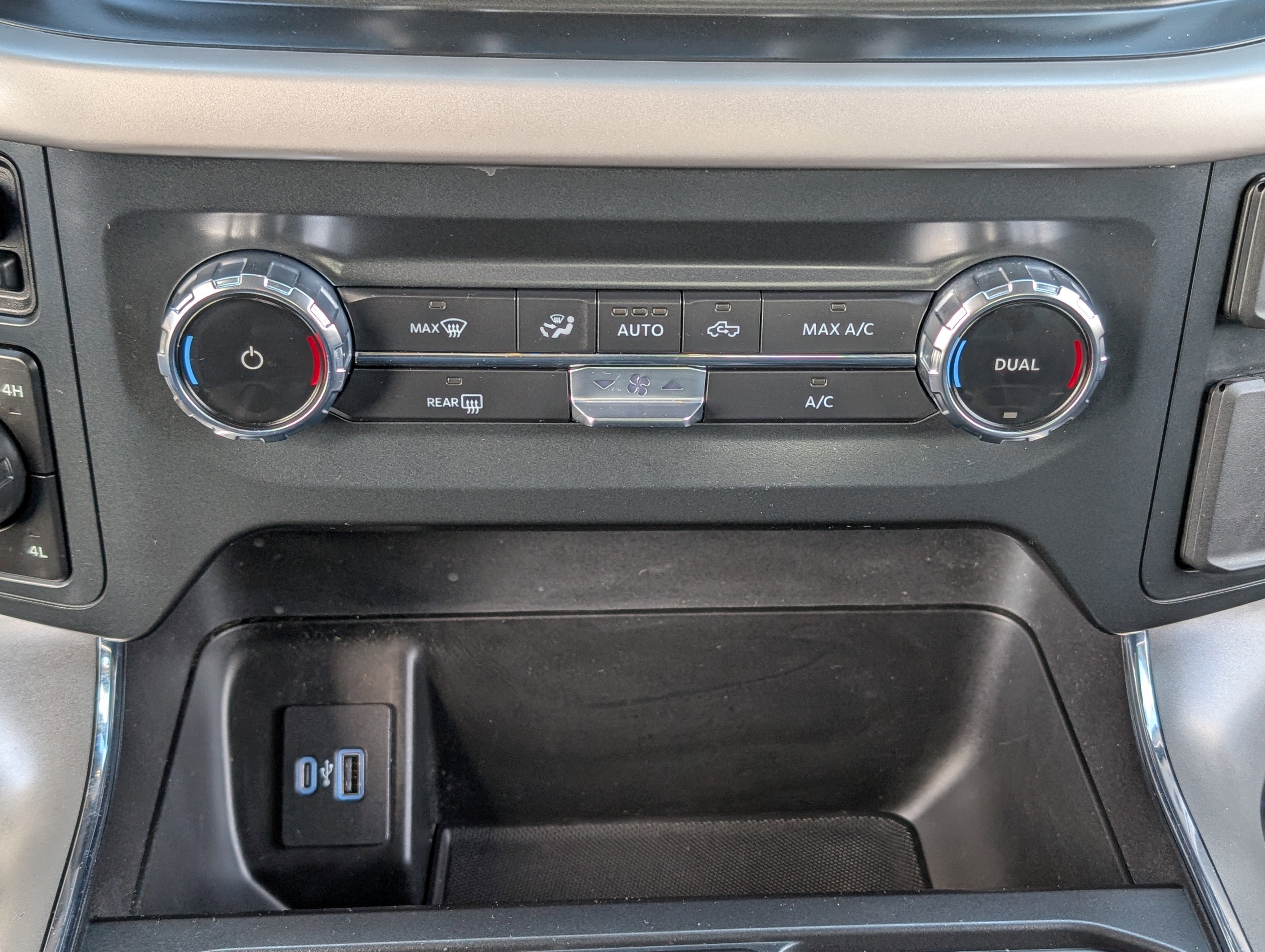 Certified 2022 Ford F150 XLT w/ Equipment Group 301A Mid image 26