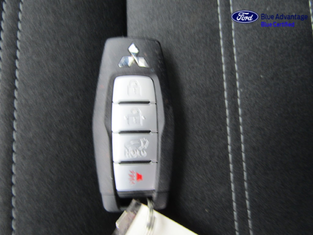 Used 2024 Mitsubishi Outlander SE Black Edition AWD/4WD image 41