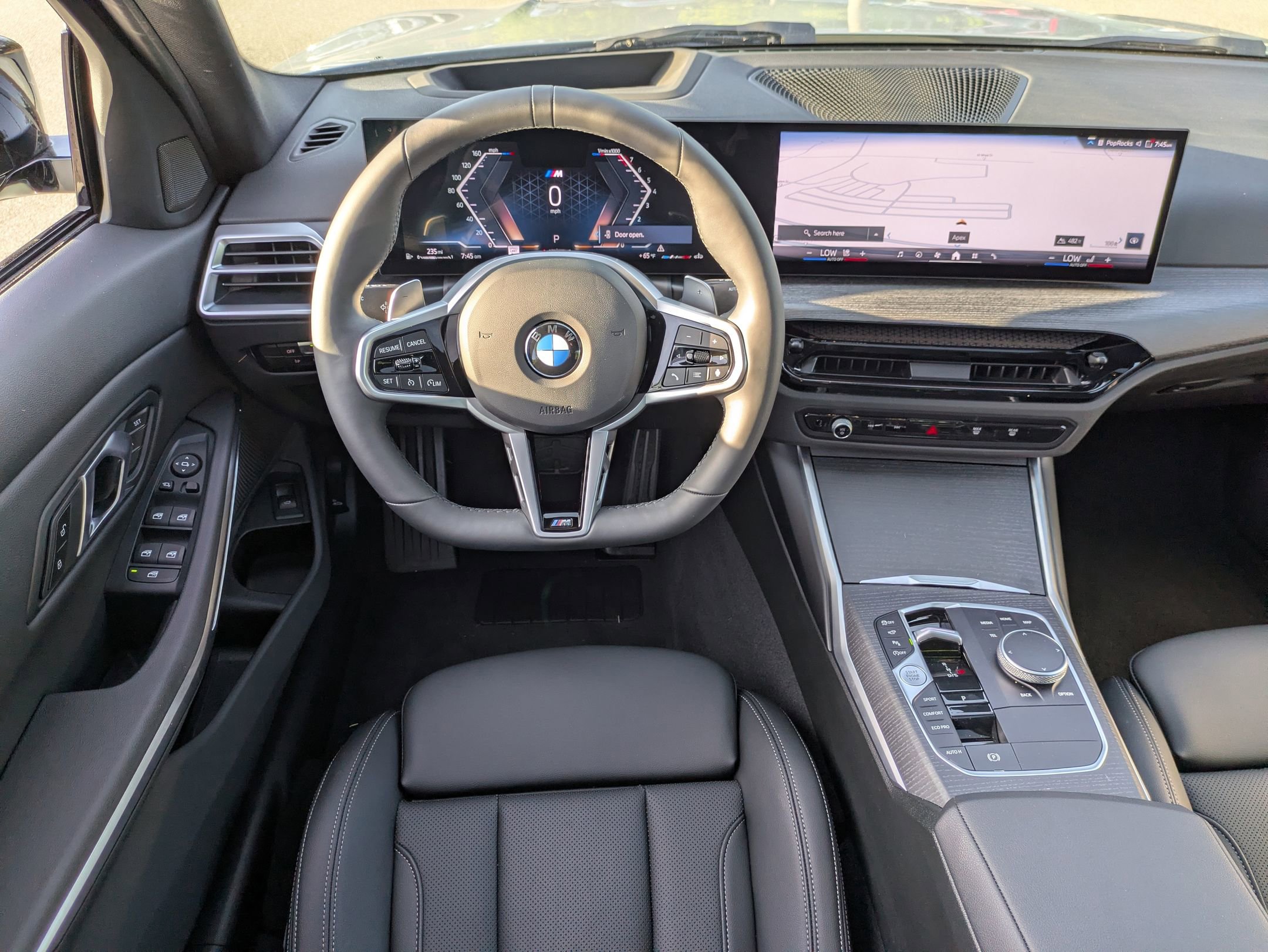 Used 2025 BMW 330i Sedan w/ M Sport Package RWD image 33