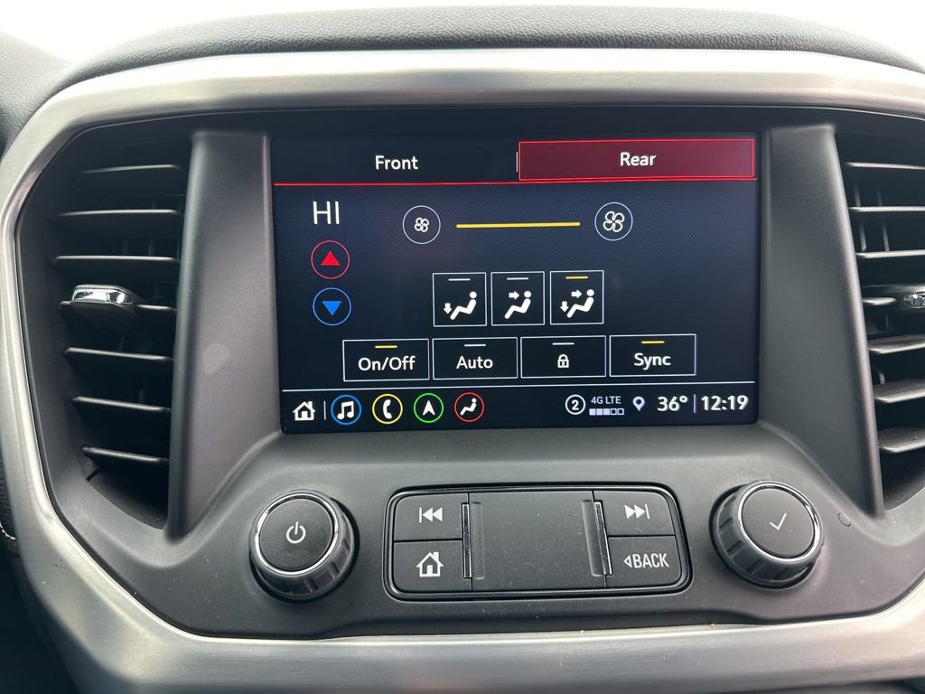 Used 2023 GMC Acadia SLT image 41