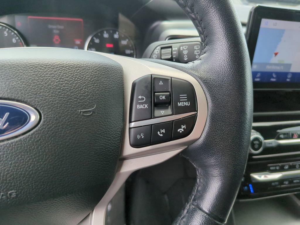 Certified 2023 Ford Explorer Limited w/ Equipment Group 301A AWD/4WD image 36