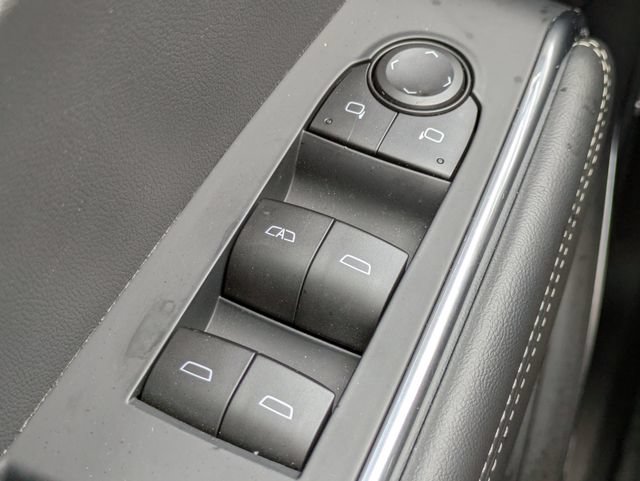 Used 2026 GMC Acadia Elevation w/ Black Edition FWD image 23