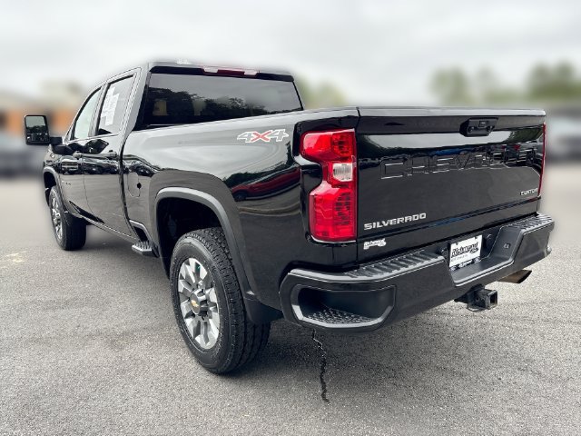 Used 2024 Chevrolet Silverado 2500 Custom w/ Custom Convenience Package AWD/4WD image 6