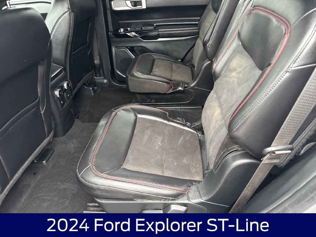 Certified 2024 Ford Explorer ST-Line w/ Class IV Trailer Tow Package AWD/4WD image 26