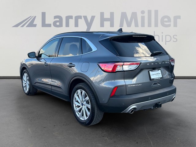 Certified 2022 Ford Escape Titanium w/ Titanium Elite Package image 3