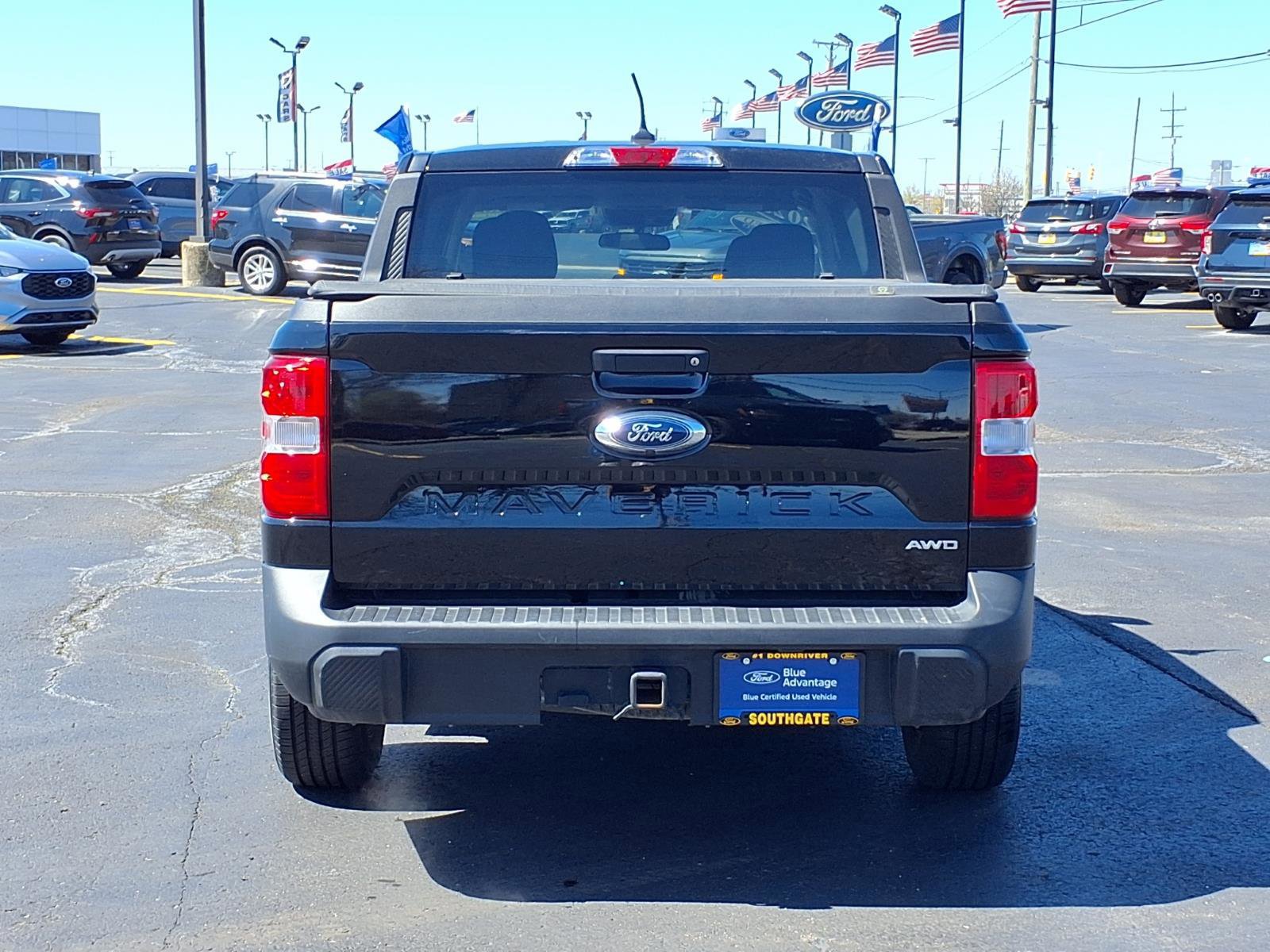 Certified 2023 Ford Maverick XLT w/ Equipment Group 300A Standard AWD/4WD image 3