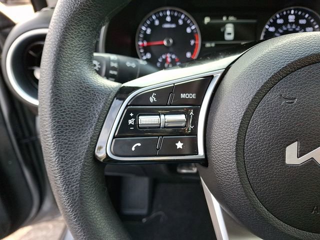 Used 2023 Kia Forte LXS image 23