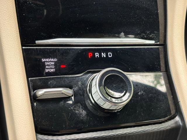 Used 2024 Jeep Grand Cherokee L Limited AWD/4WD image 11