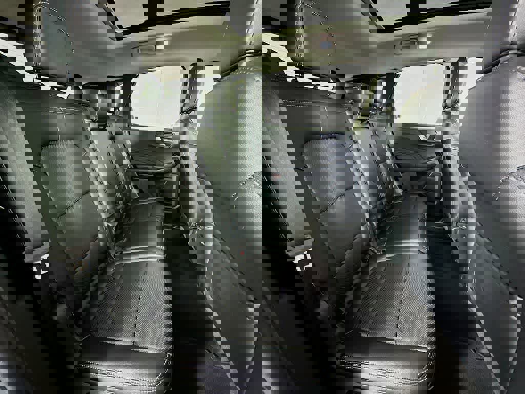 Certified 2022 Ford Escape SEL image 32