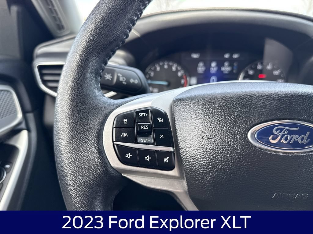 Certified 2023 Ford Explorer XLT w/ Equipment Group 202A AWD/4WD image 22