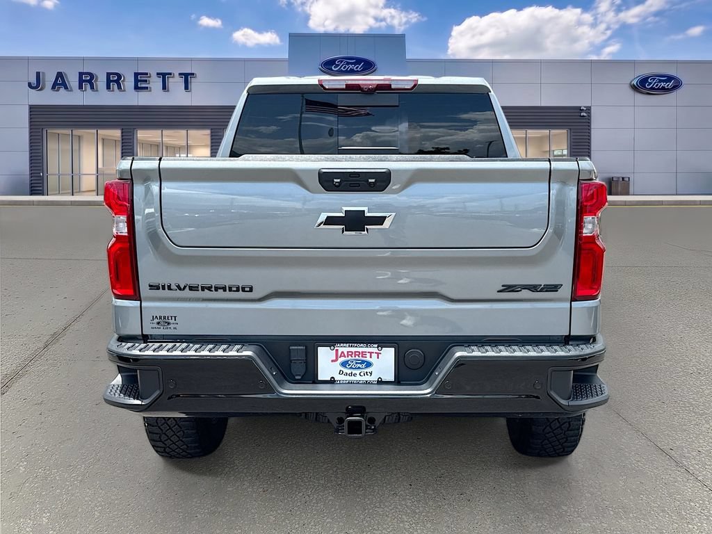 Used 2024 Chevrolet Silverado 1500 ZR2 w/ Technology Package AWD/4WD image 6