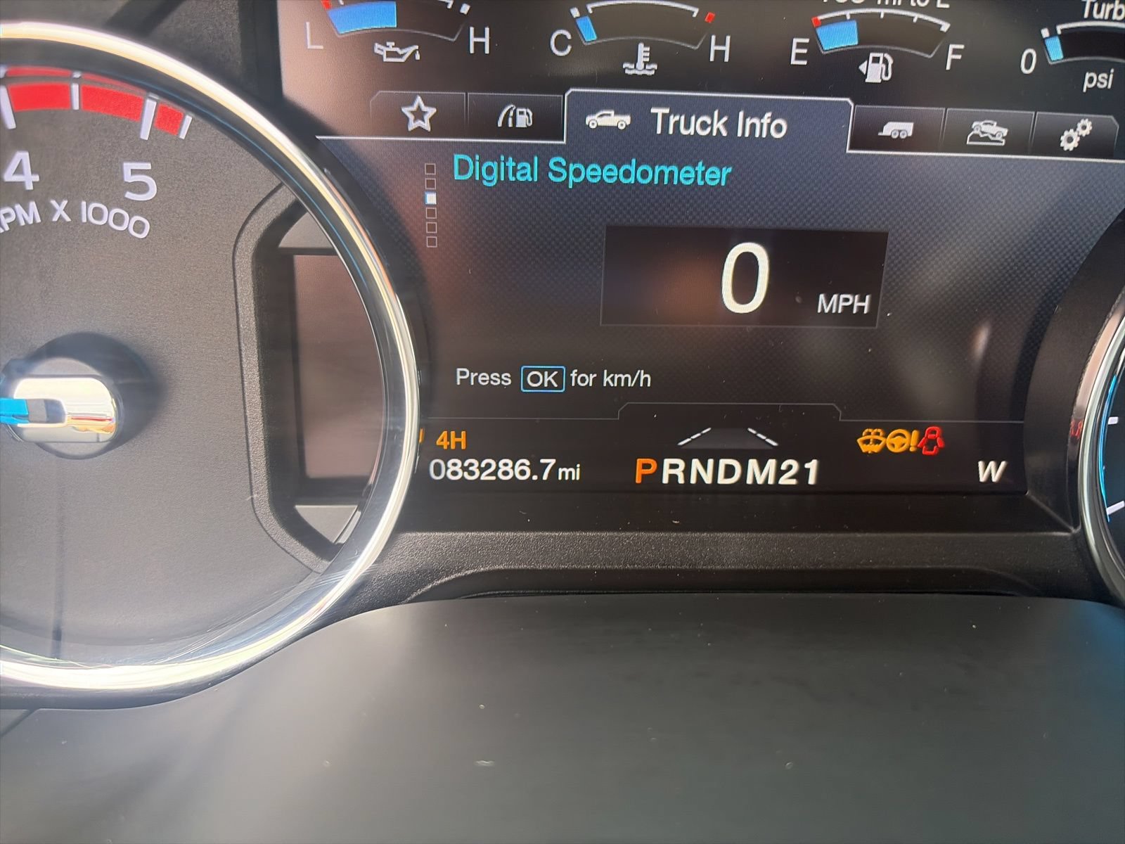 Certified 2019 Ford F250 Platinum w/ Platinum Ultimate Package AWD/4WD image 18