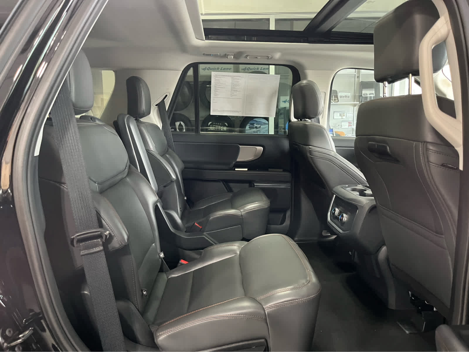 Certified 2025 Ford Expedition Active AWD/4WD image 35