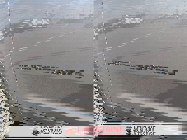 Used 2024 Jeep Grand Cherokee L Altitude image 10