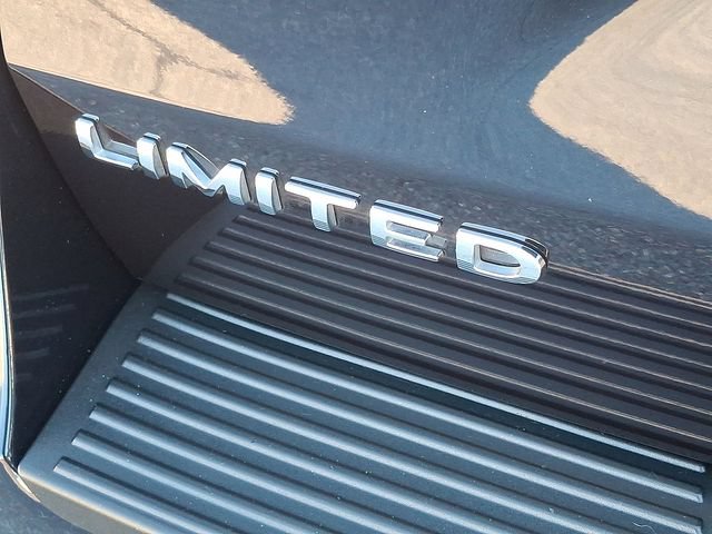 Certified 2021 Ford Expedition Limited w/ Cargo Package AWD/4WD image 30