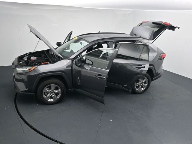 Used 2025 Toyota RAV4 LE AWD/4WD image 41