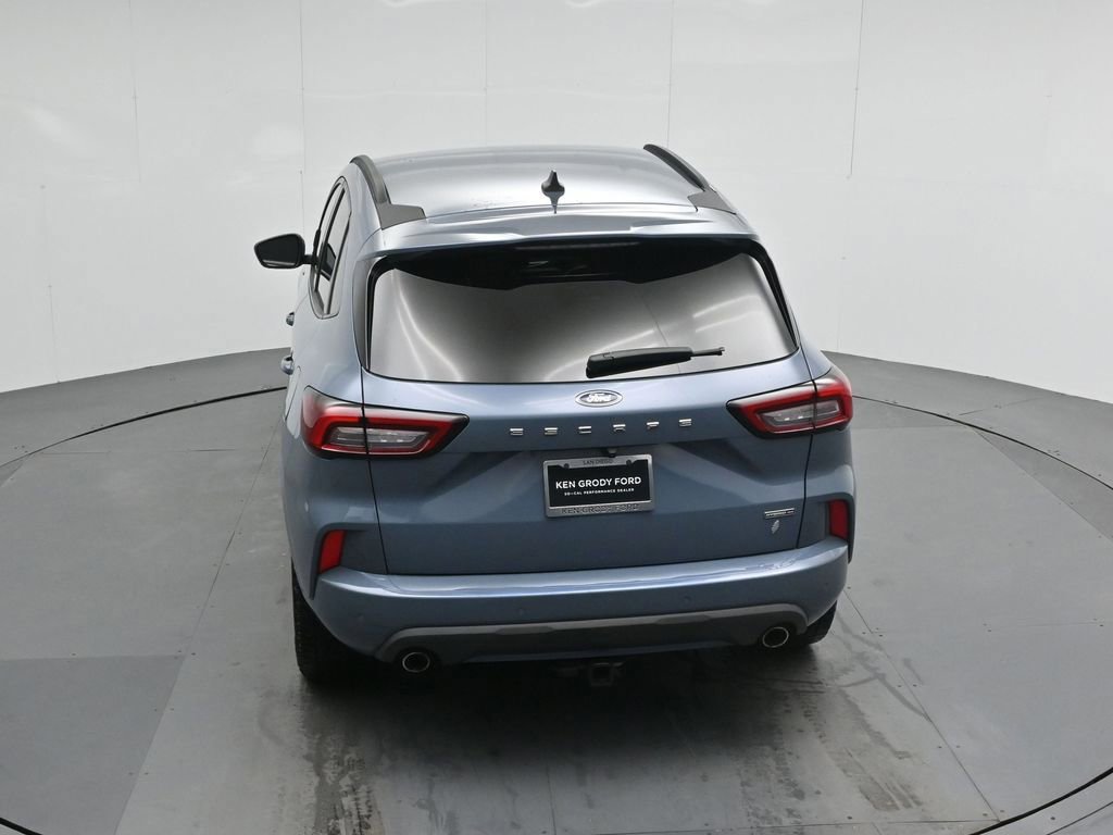 Certified 2023 Ford Escape ST-Line Elite image 13