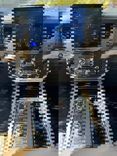 Certified 2024 Ford Expedition Limited image 19